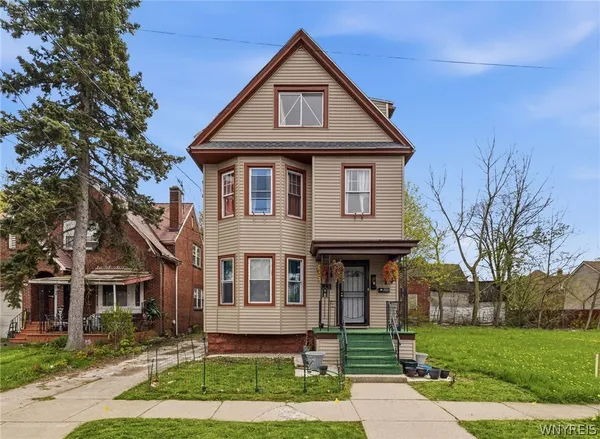$269,900 | 781 Northampton Street, Buffalo, NY 14211