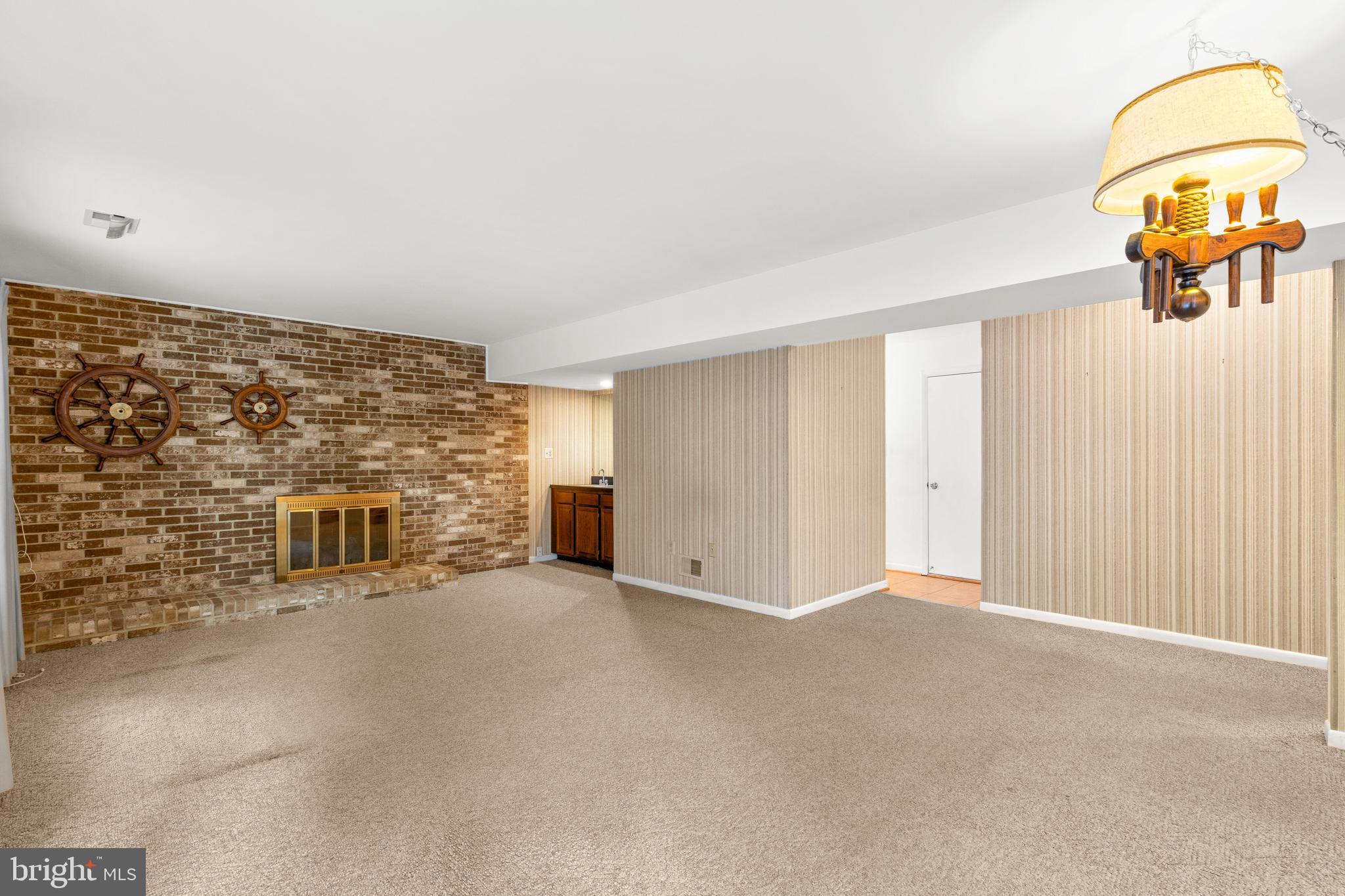 404 Westbury Drive Riva, MD 21140 - Photo 5 of 45 Gallery Image 5