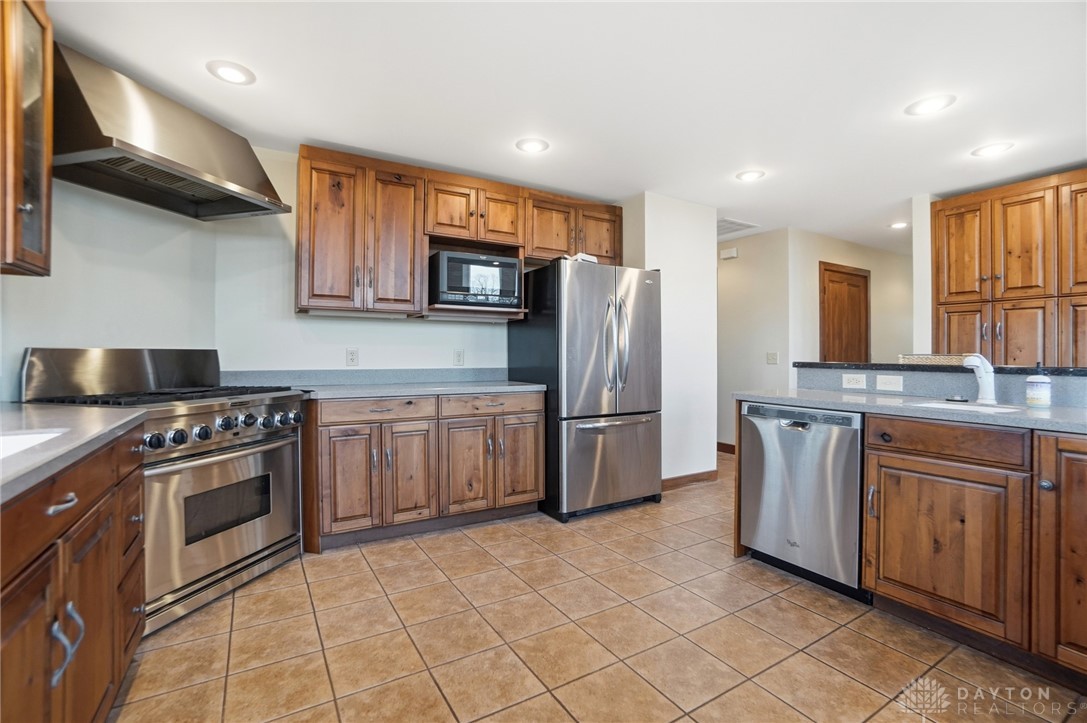 2471 Lower Bellbrook Road Spring Valley, OH 45370 - Photo 23 of 62
