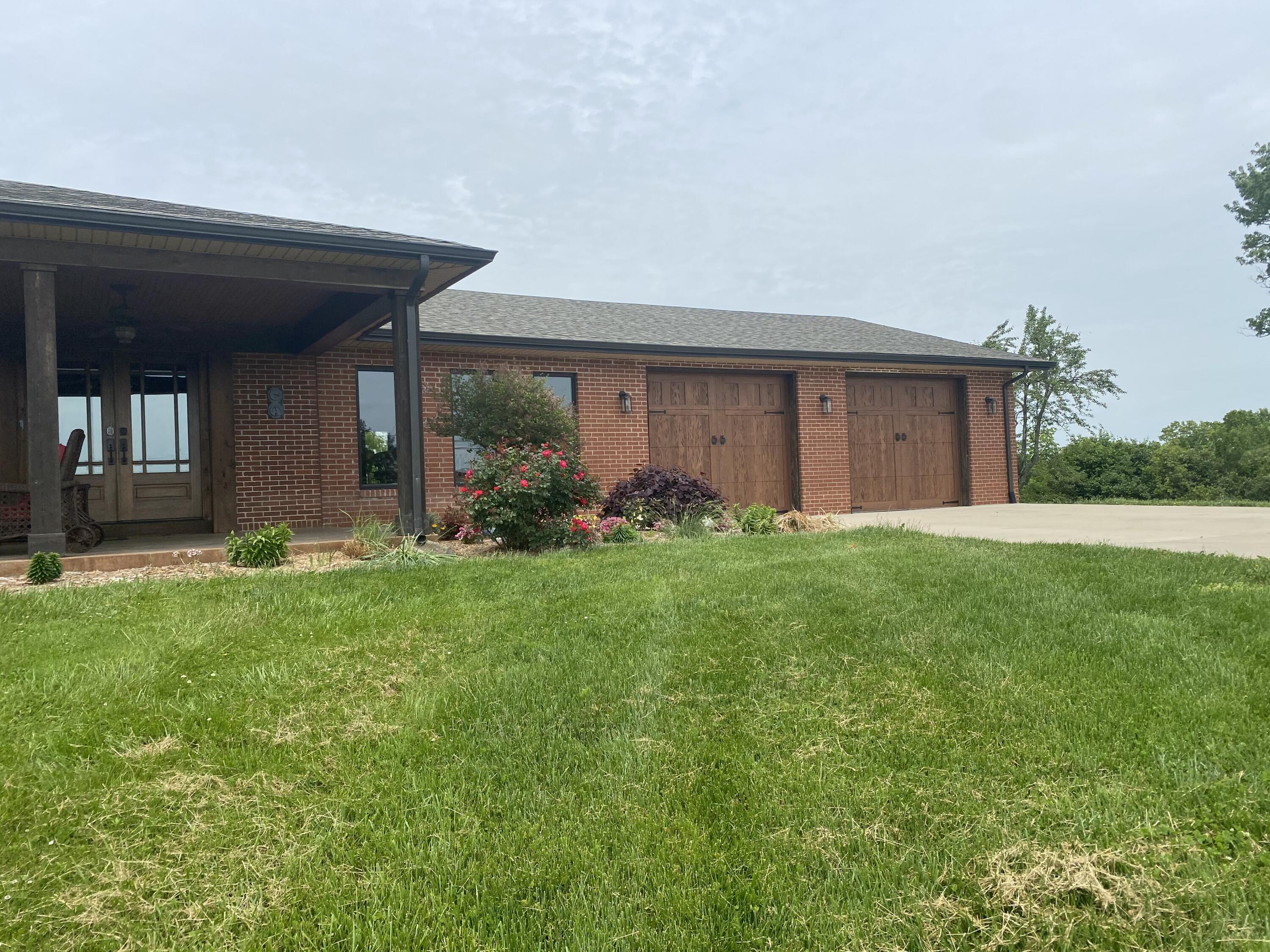 2079 Red House Road Richmond, KY 40475 - Photo 4 of 171 77232A8C-68CB-44B3-90D3-5655E94B6366