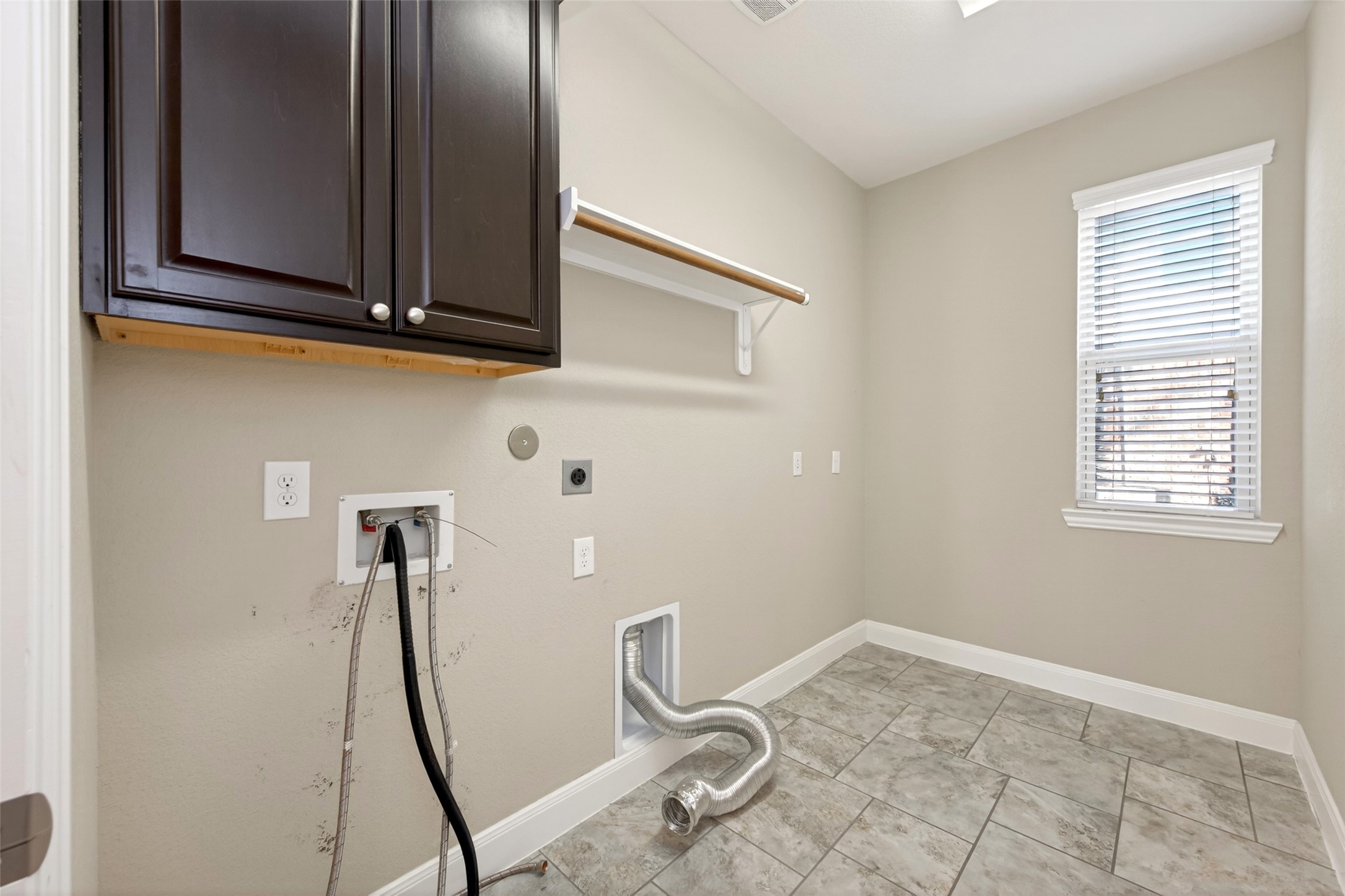 14 South Sawbridge Circle Spring, TX 77389 - Photo 21 of 45