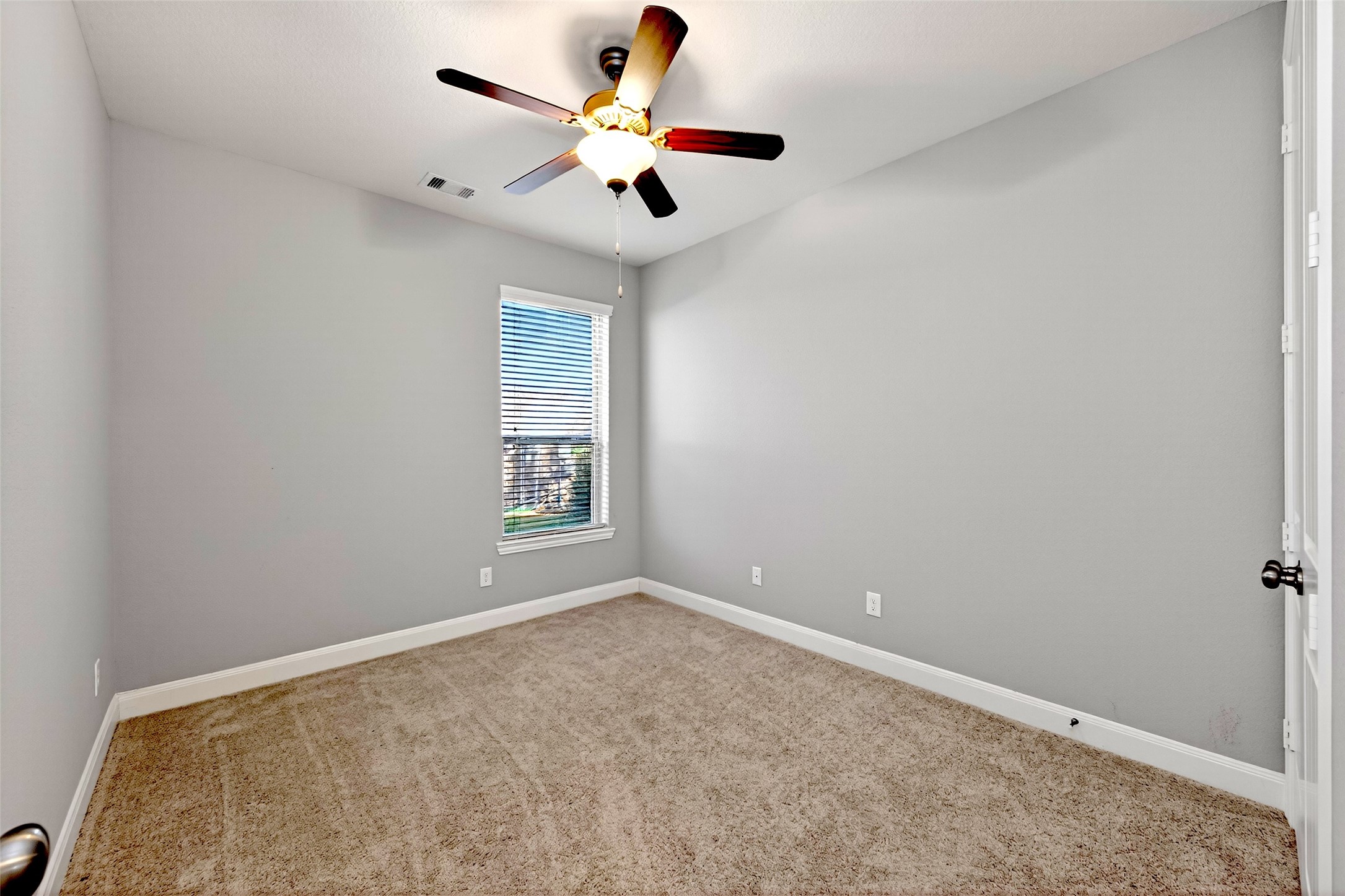 14 South Sawbridge Circle Spring, TX 77389 - Photo 28 of 45