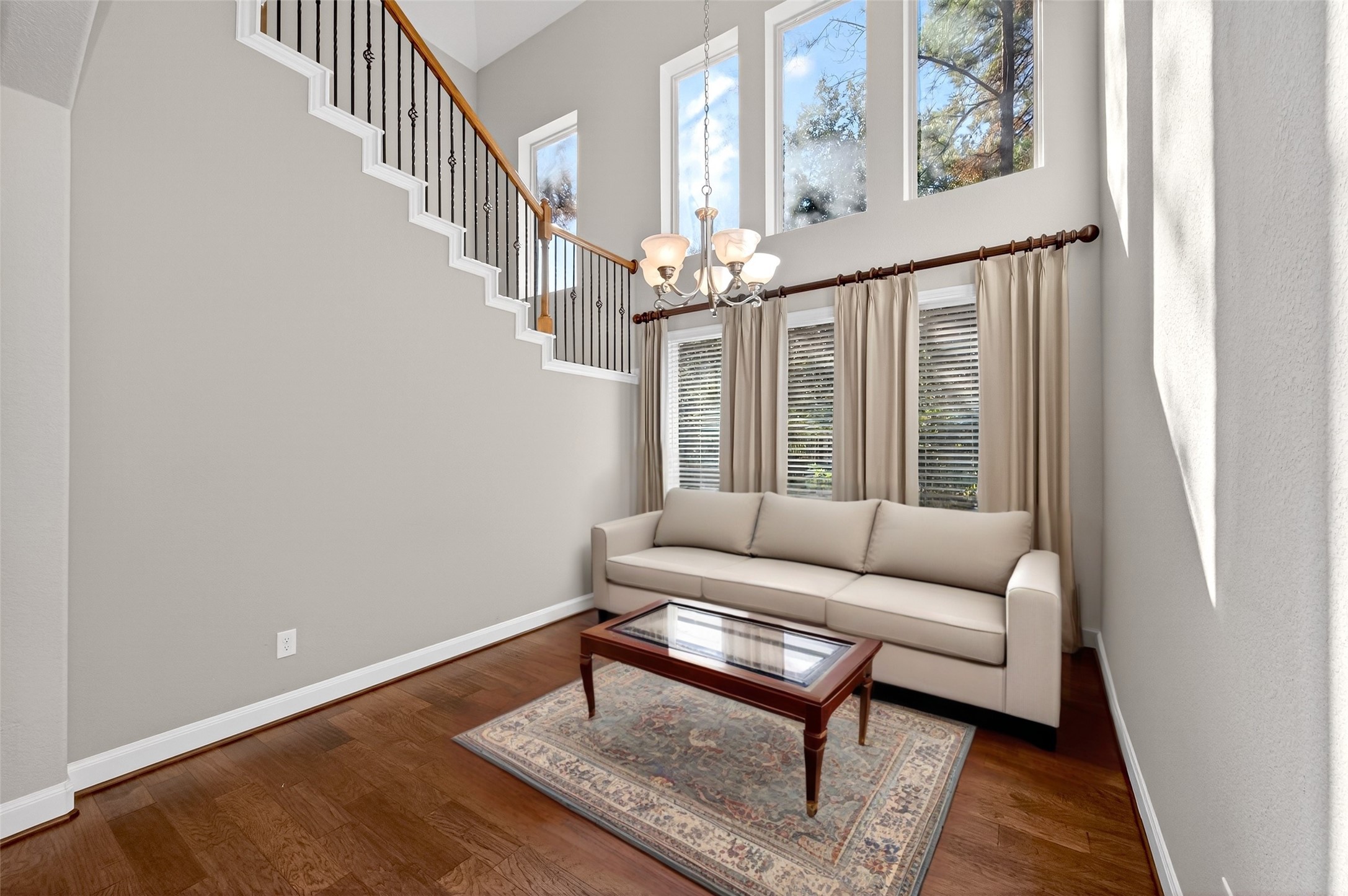 14 South Sawbridge Circle Spring, TX 77389 - Photo 6 of 45 a living room with furniture and a rug