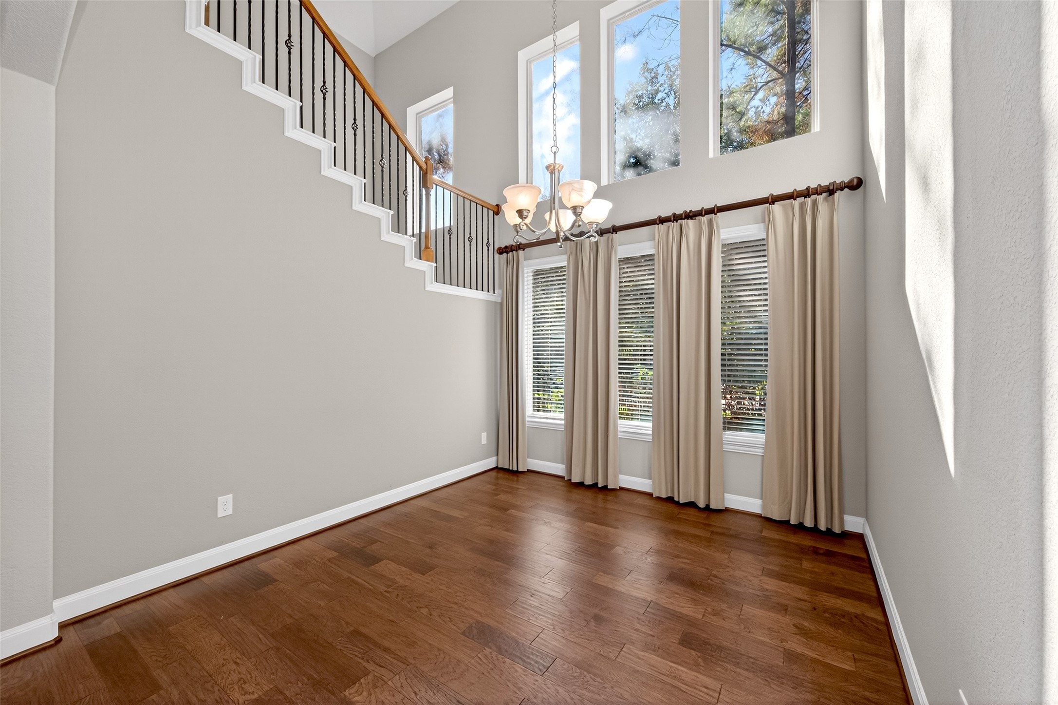 14 South Sawbridge Circle Spring, TX 77389 - Photo 7 of 45 a view of an entryway with wooden floor