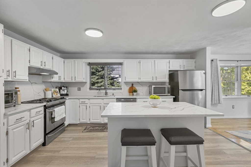 95 Harris Street Revere, MA 02151 - Photo 7 of 39