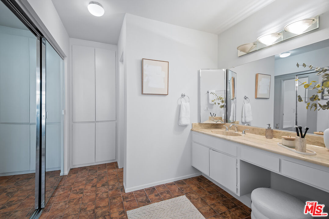 7777 West 91st Street, Unit B3160 Playa del Rey, CA 90293 - Photo 17 of 34