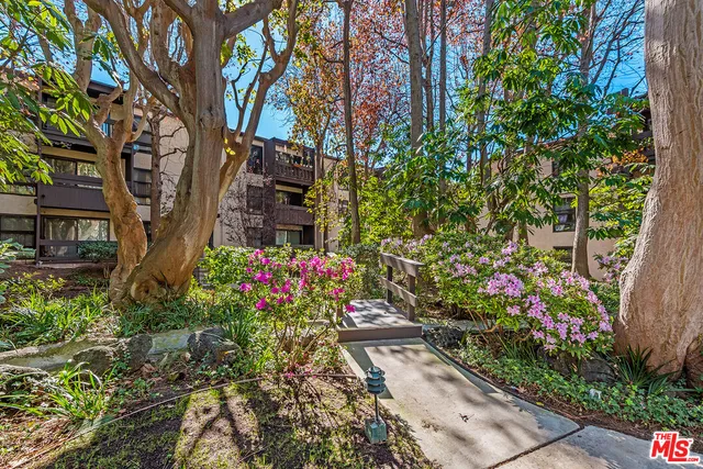 $615,000 | 7777 West 91st Street, Unit B3160, Playa del Rey, CA 90293