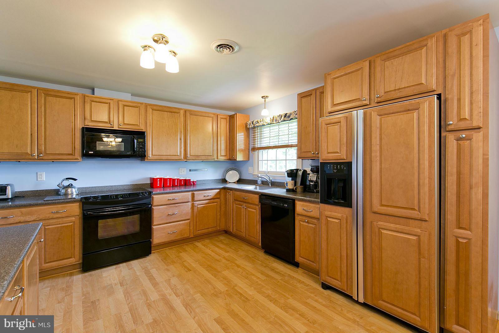 320 Ridge Avenue Winchester, VA 22601 - Photo 10 of 22 Kitchen