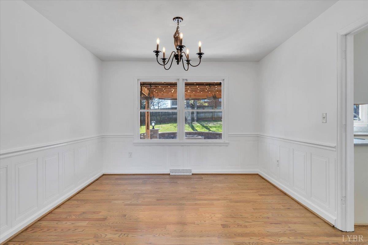 229 Queen Regent Court Blue Ridge, VA 24064 - Photo 11 of 67