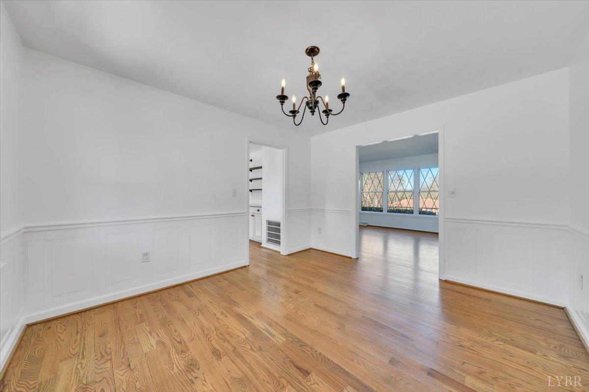 229 Queen Regent Court Blue Ridge, VA 24064 - Photo 12 of 67