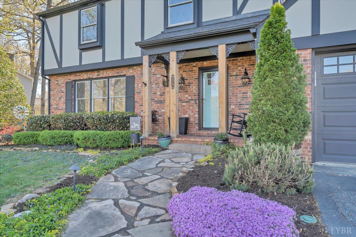 229 Queen Regent Court Blue Ridge, VA 24064 - Photo 2 of 67