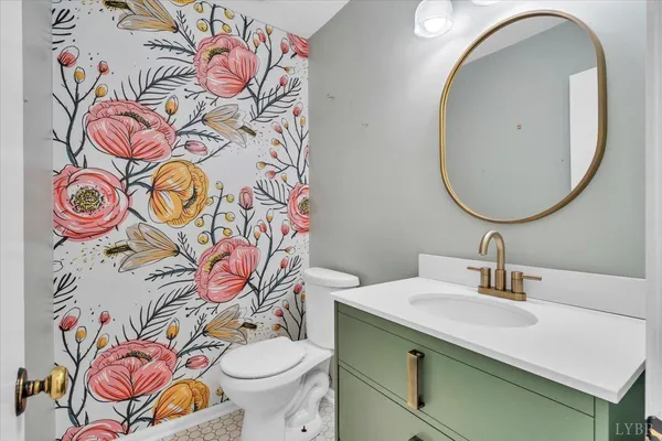 $439,950 | 229 Queen Regent Court, Blue Ridge, VA 24064