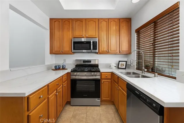 $1,085,000 | 17 Dartmouth, Irvine, CA 92612