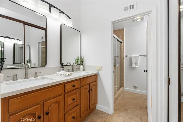 $1,085,000 | 17 Dartmouth, Irvine, CA 92612