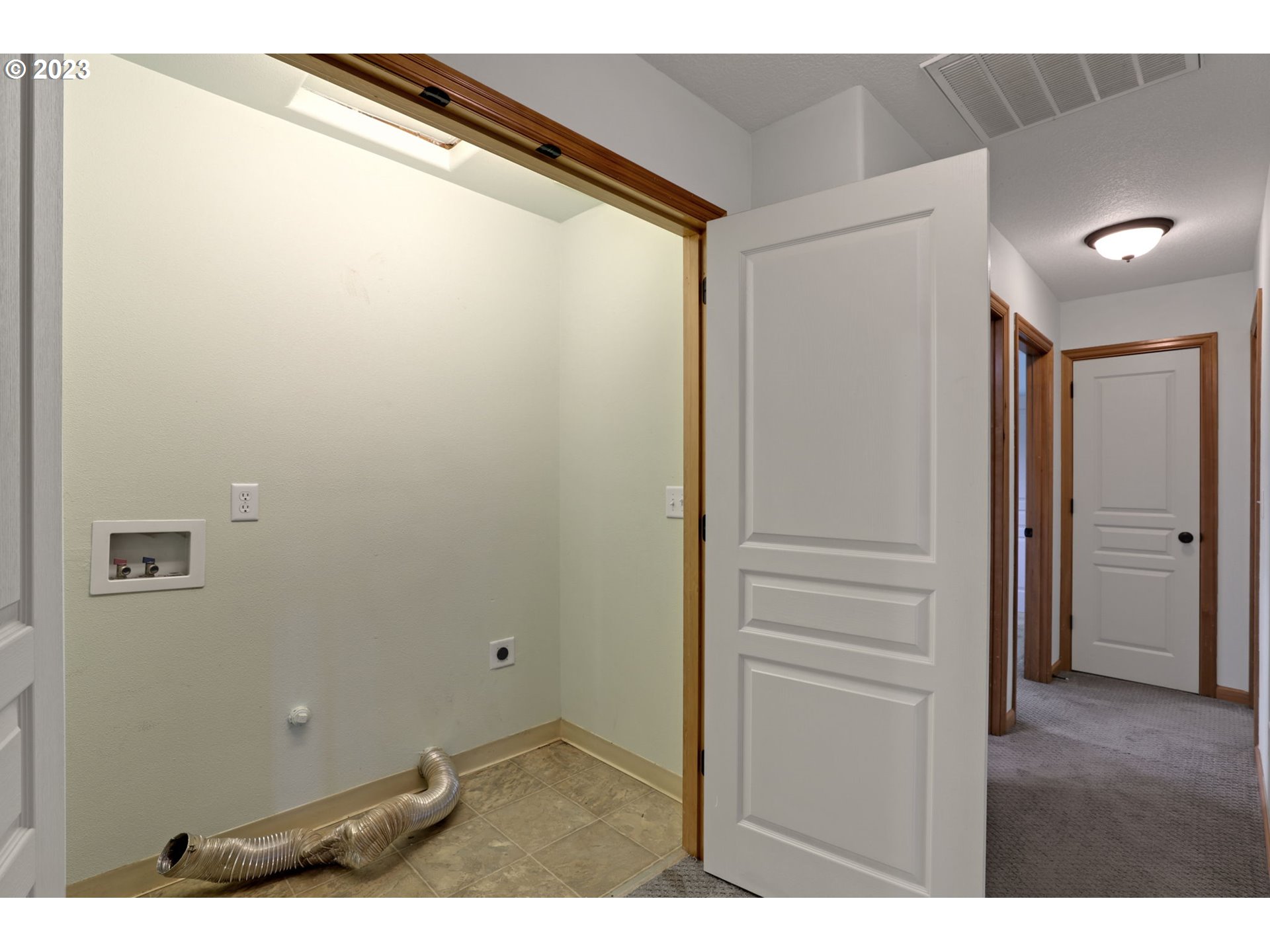 38909 Sandy Heights Street Sandy, OR 97055 - Photo 27 of 33 a view of an empty room