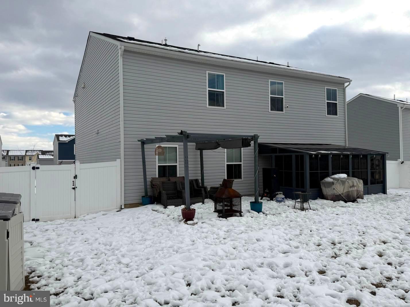 84 Preening Road Hedgesville, WV 25427 - Photo 3 of 51