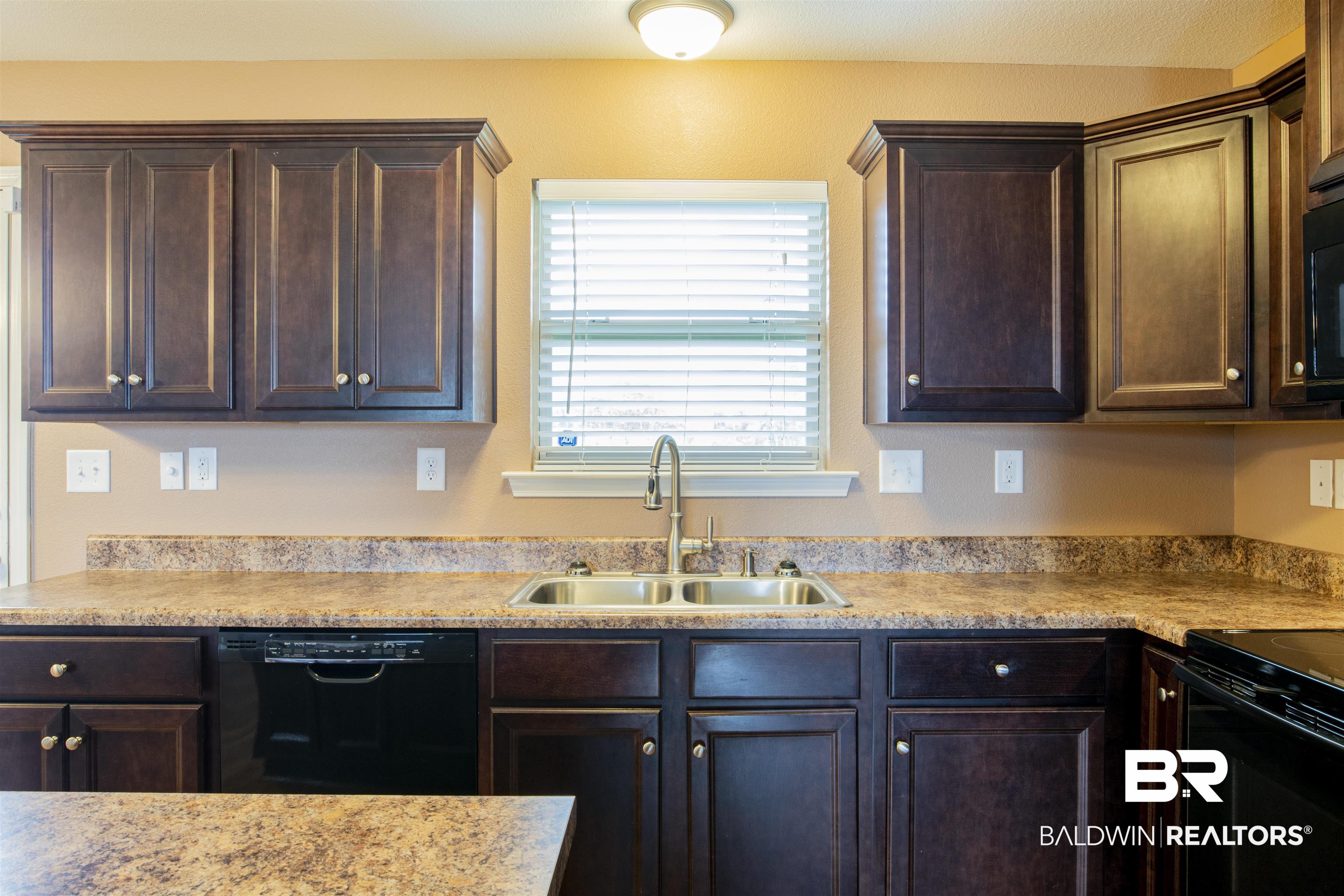 8844 Lockridge Road Foley, AL 36535 - Photo 11 of 27 Gallery Image 11