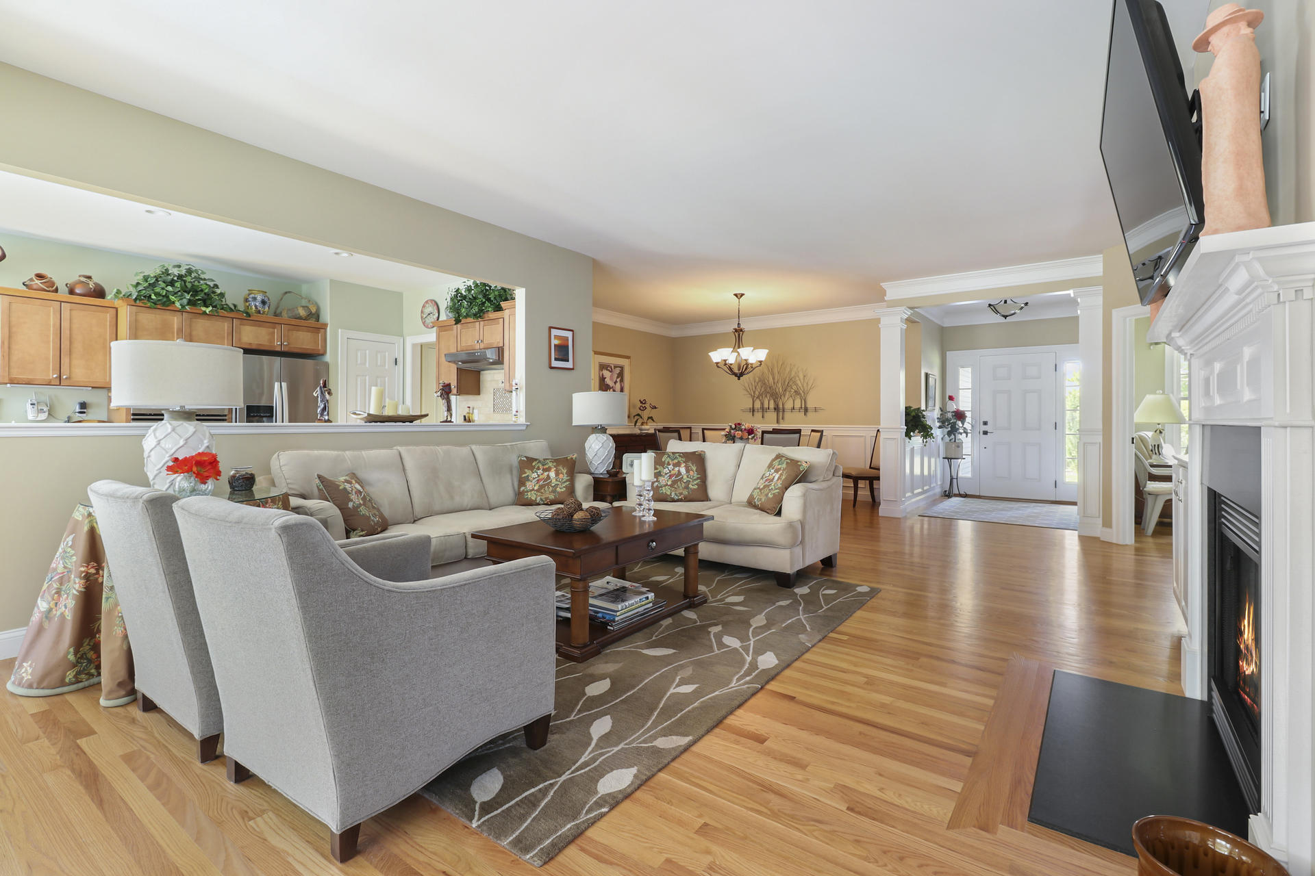 25 Dacey Drive Centerville, MA 02632 - Photo 5 of 40 a living room with furniture and a wooden floor