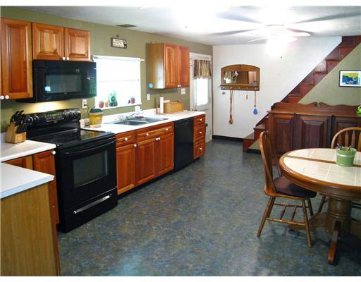 447 Narigon Run Road Claysville, PA 15323 - Photo 2 of 14 Kitchen.