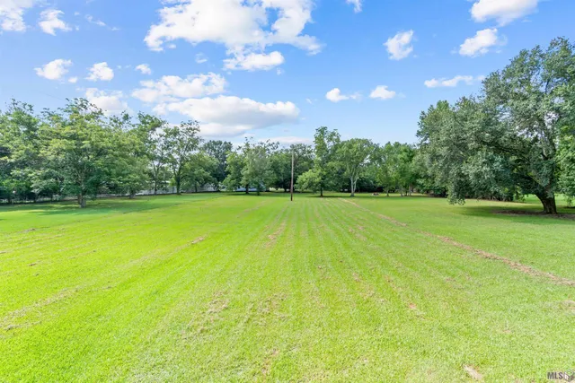 $260,000 | 3138 Church Street, Slaughter, LA 70777