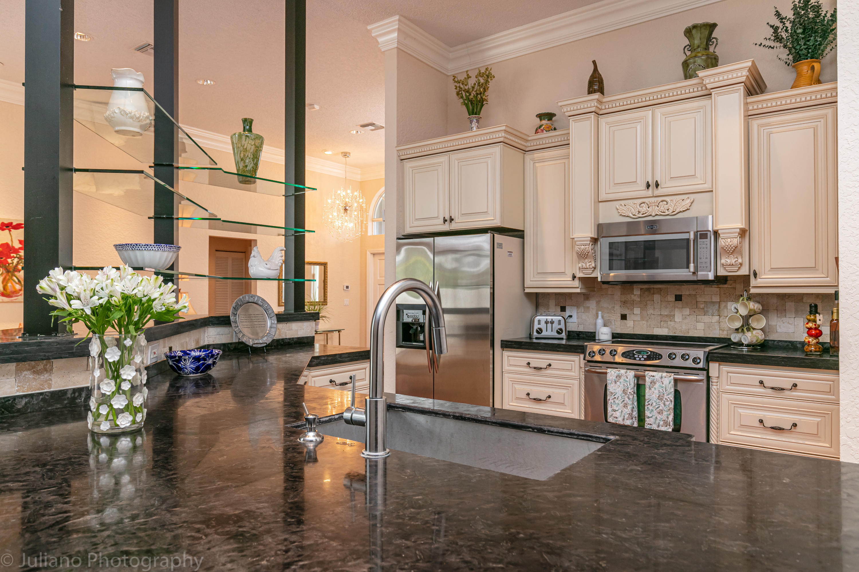 23177 Boca Club Colony Circle Boca Raton, FL 33433 - Photo 8 of 34 Kitchen
