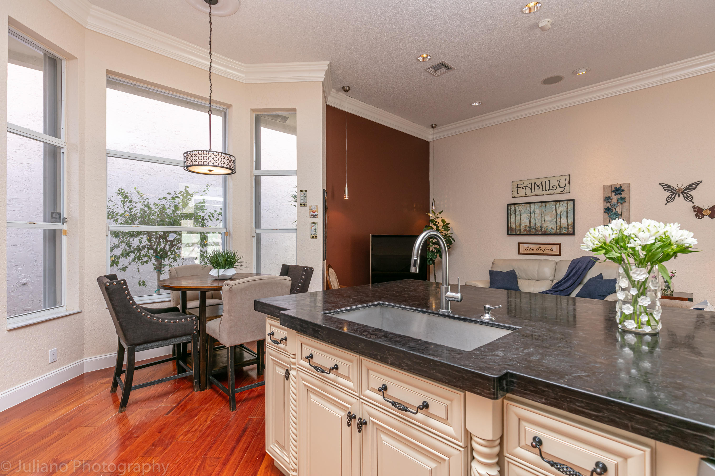 23177 Boca Club Colony Circle Boca Raton, FL 33433 - Photo 10 of 34 Kitchen/Dining