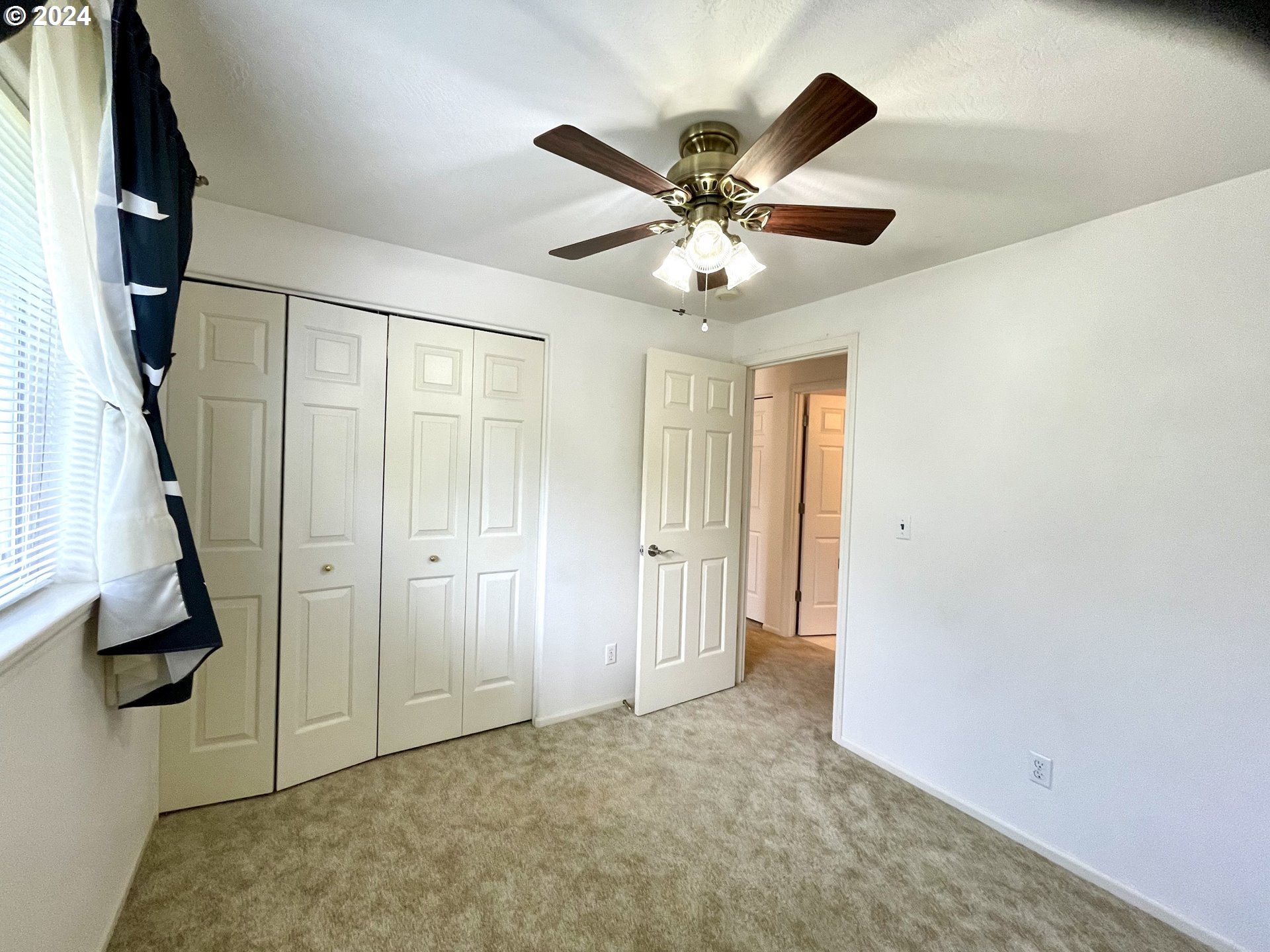 968 West L Street Springfield, OR 97477 - Photo 17 of 21 wooden floor in an empty room