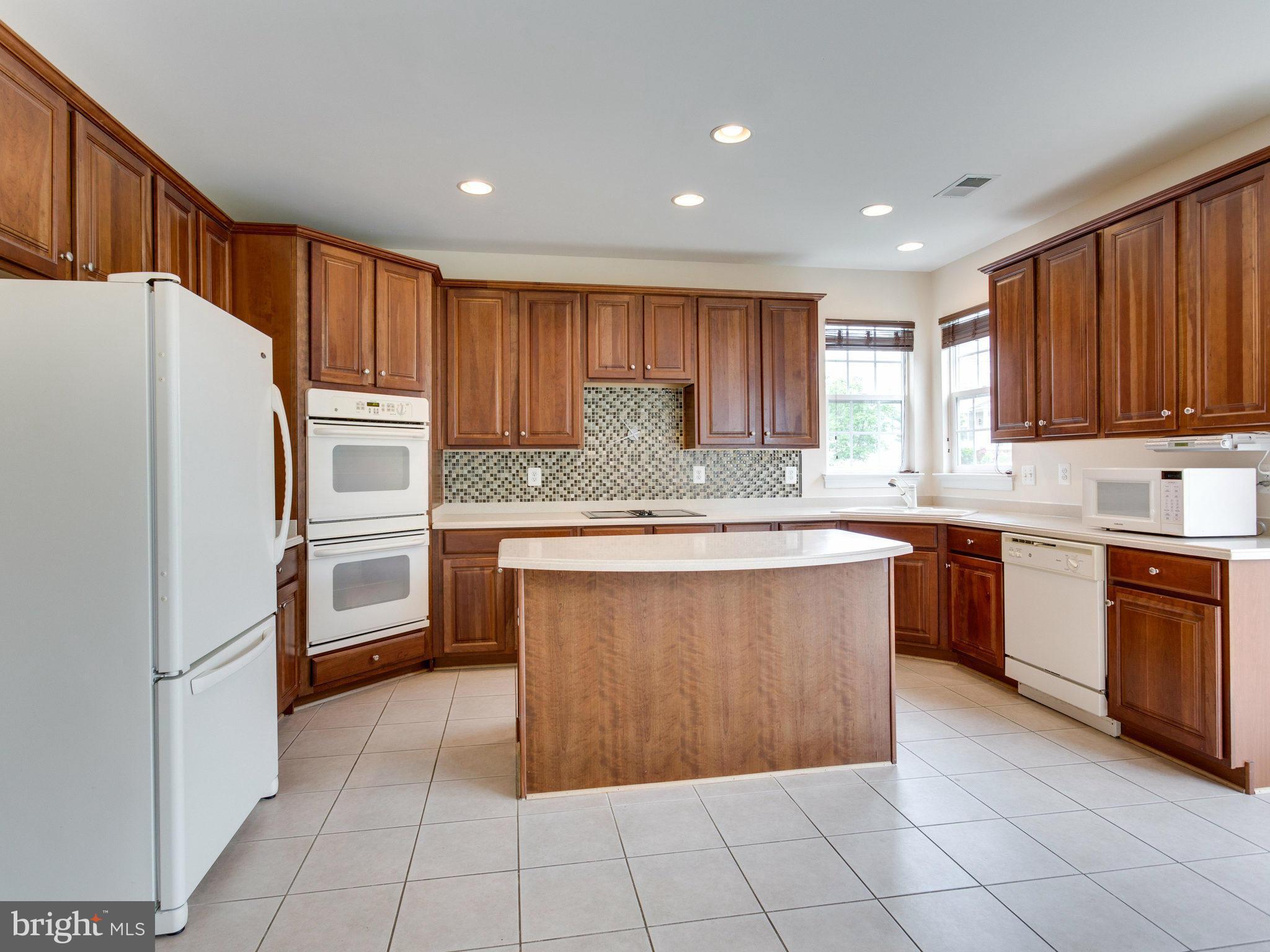 23150 Persimmon Ridge Road Clarksburg, MD 20871 - Photo 11 of 30 Kitchen