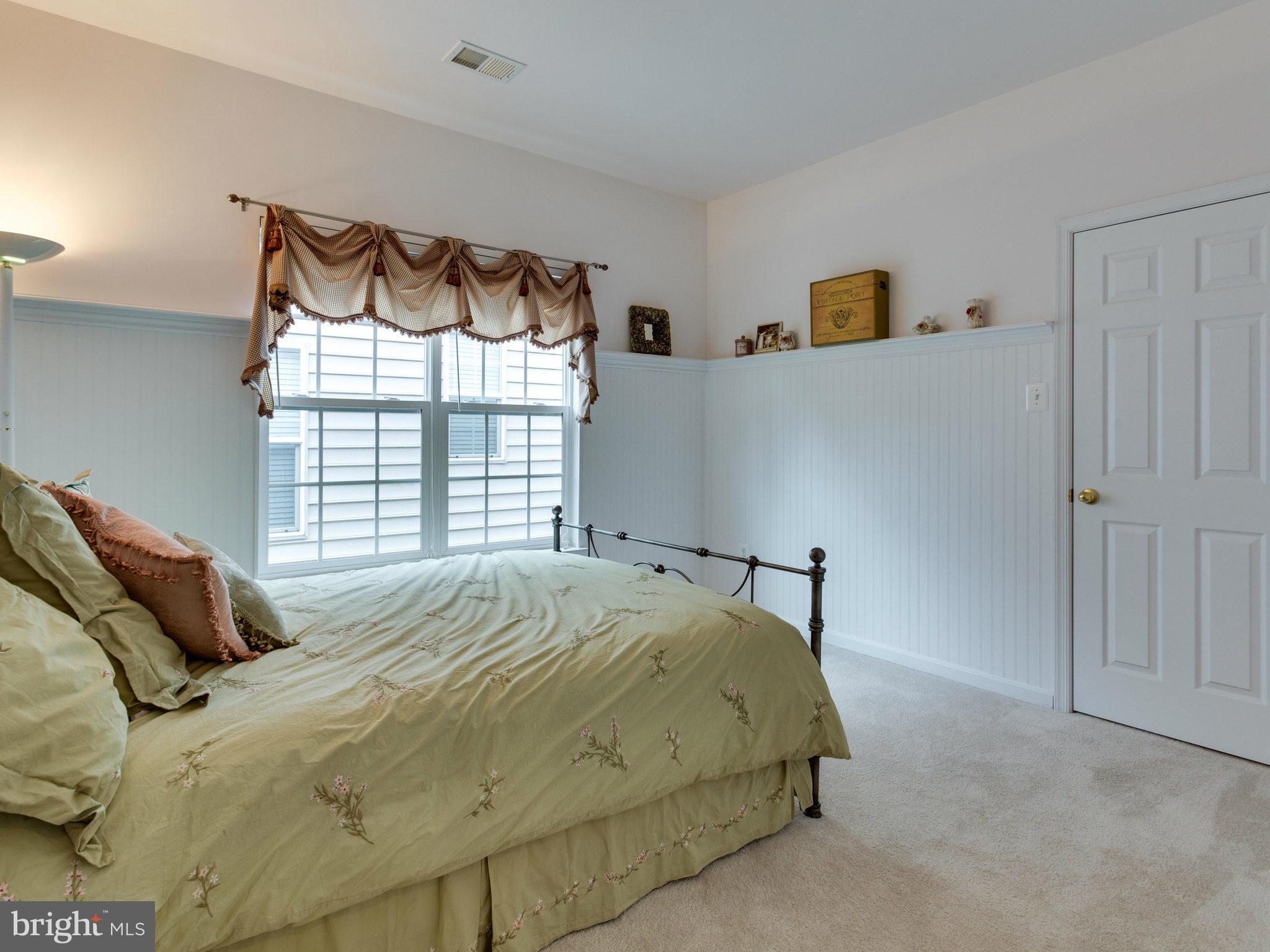 23150 Persimmon Ridge Road Clarksburg, MD 20871 - Photo 25 of 30 Bedroom