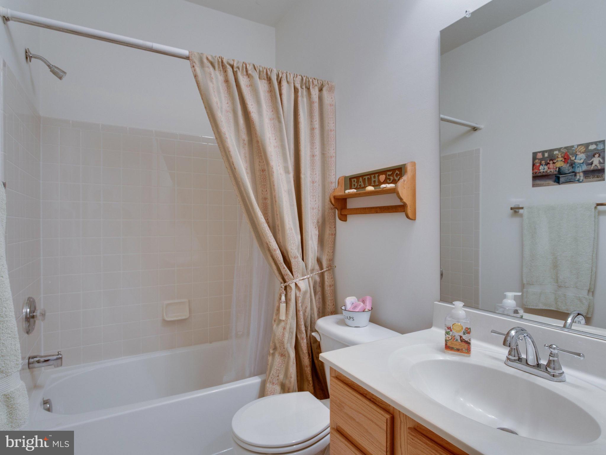 23150 Persimmon Ridge Road Clarksburg, MD 20871 - Photo 26 of 30 Bath