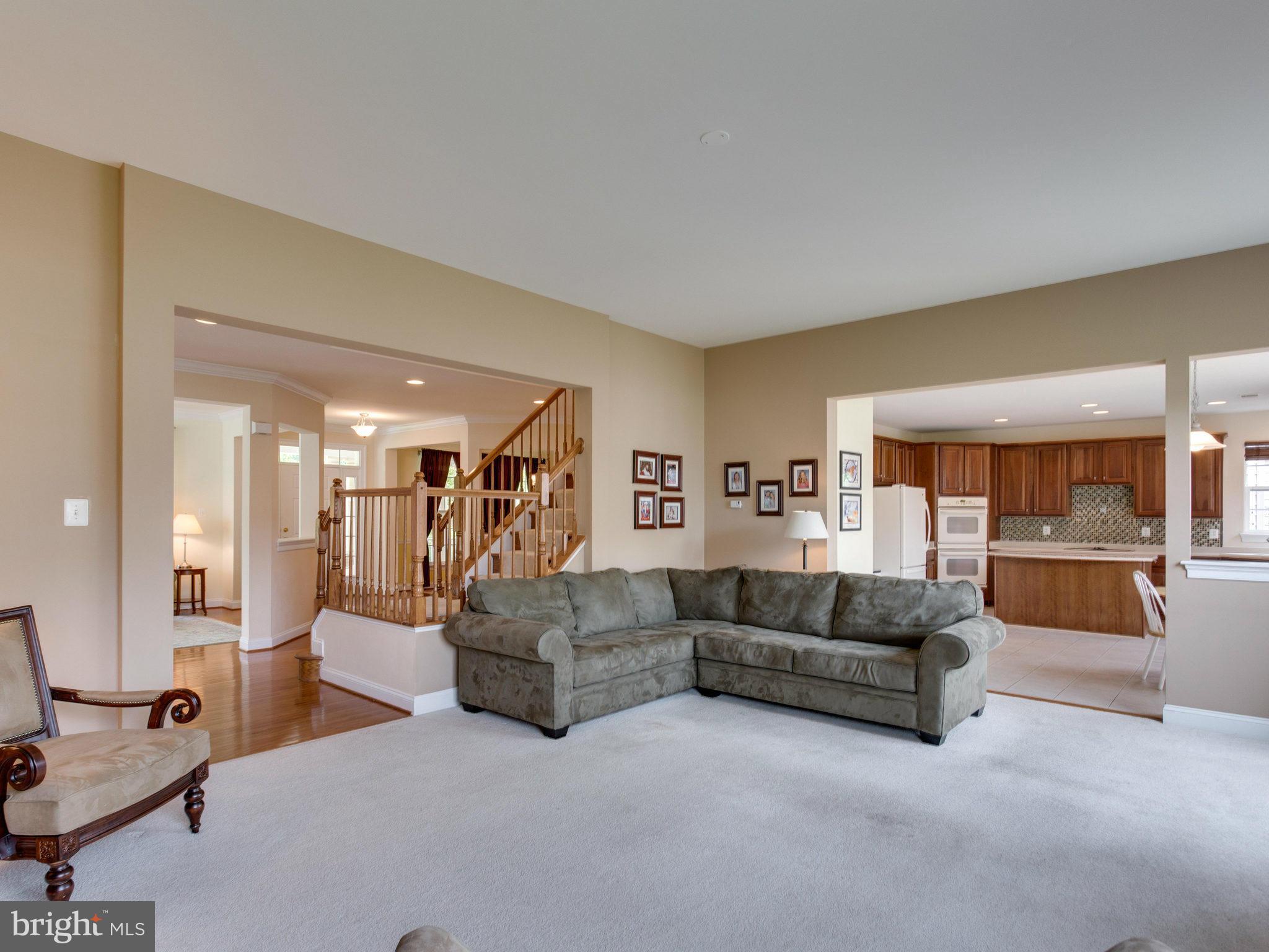 23150 Persimmon Ridge Road Clarksburg, MD 20871 - Photo 8 of 30 Family Room