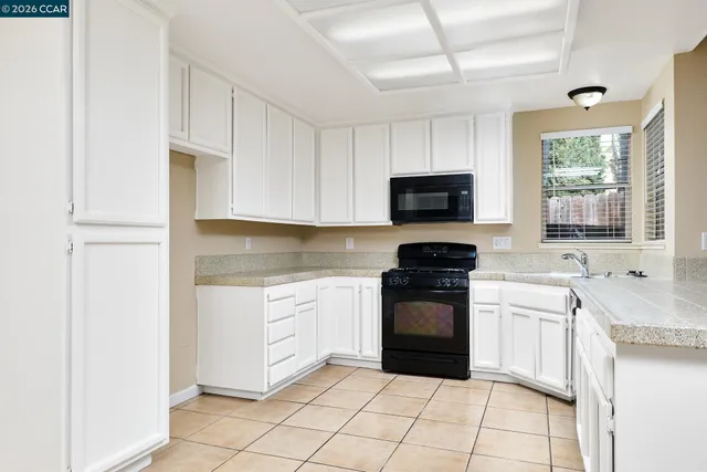 $479,950 | 178 Pinedale Avenue, Sacramento, CA 95838