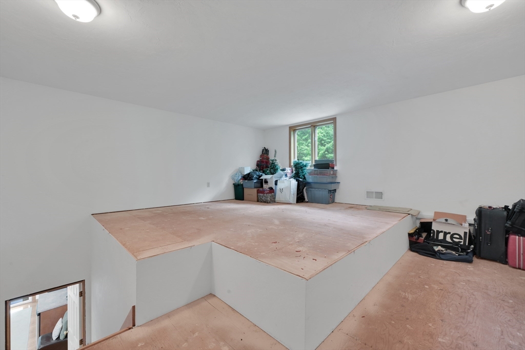 54 Shoreline Drive Ware, MA 01082 - Photo 37 of 40