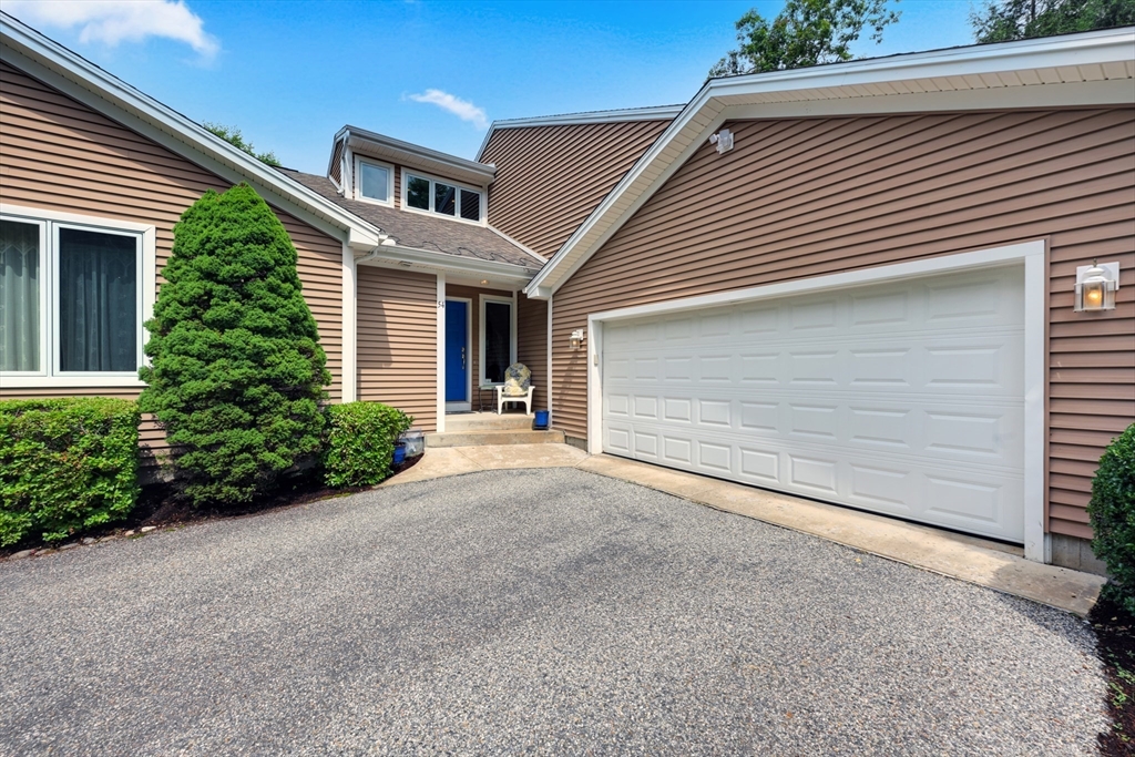 54 Shoreline Drive Ware, MA 01082 - Photo 4 of 40