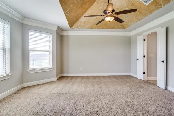 $2,595 | 302 Oar Wood Drive, Granbury, TX 76049