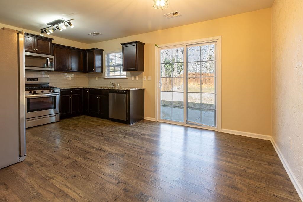 540 Craftsman Lane Boiling Springs, SC 29316 - Photo 6 of 27