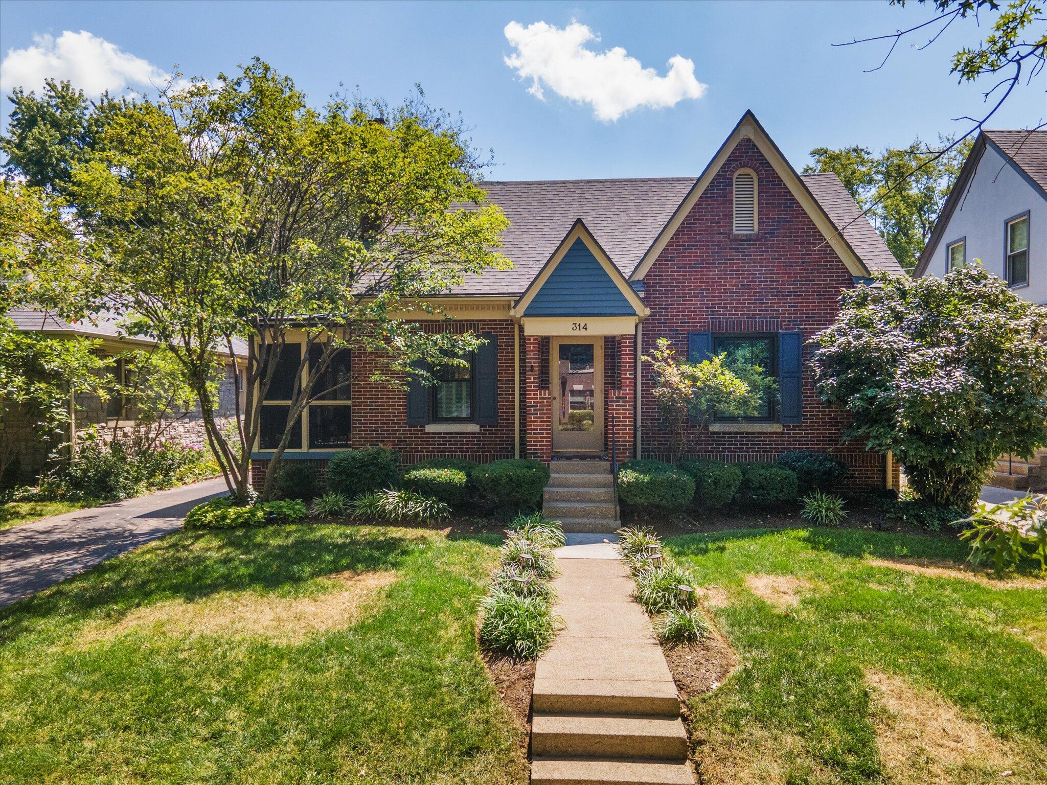 314 Dudley Road Lexington, KY 40502 - Photo 1 of 33 314 Dudley