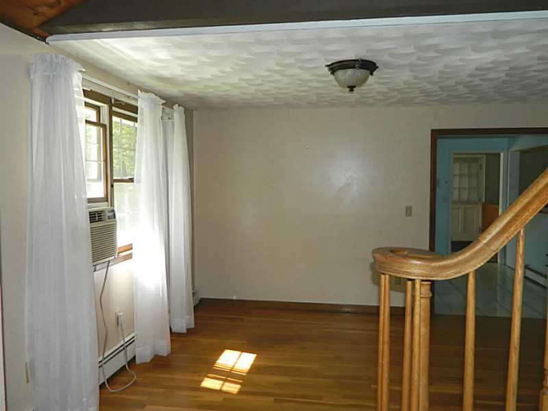 335 Rockland Road Scituate, RI 02857 - Photo 13 of 21 Dining Area.