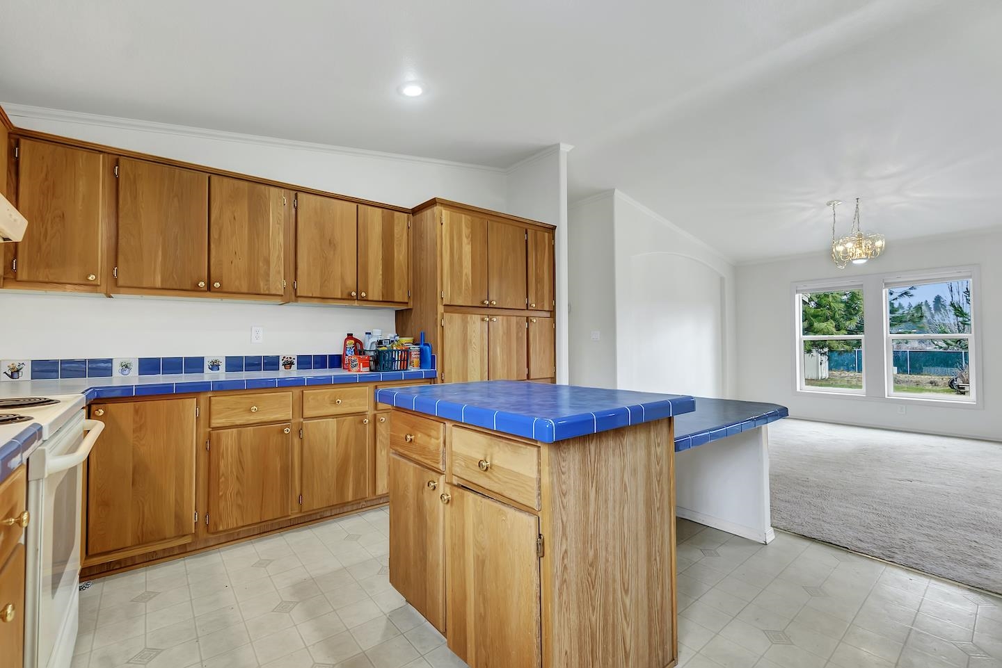 12724 North Mayfair Road Spokane, WA 99218 - Photo 12 of 48