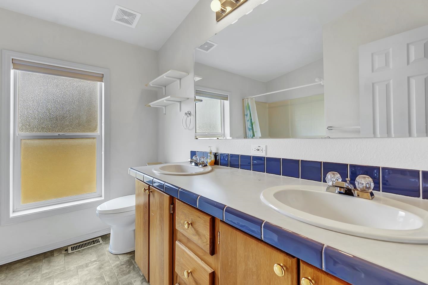 12724 North Mayfair Road Spokane, WA 99218 - Photo 20 of 48