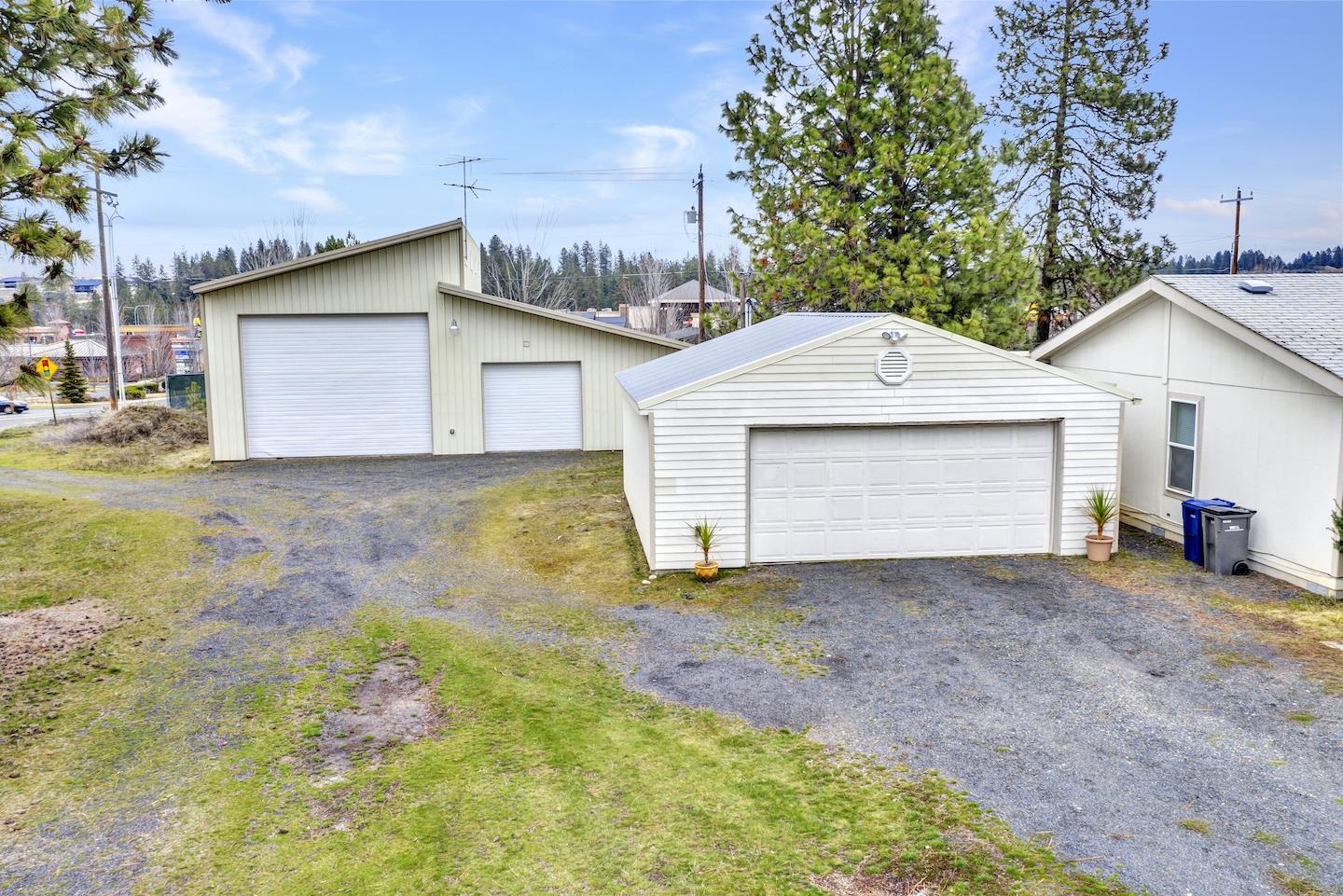 12724 North Mayfair Road Spokane, WA 99218 - Photo 2 of 48