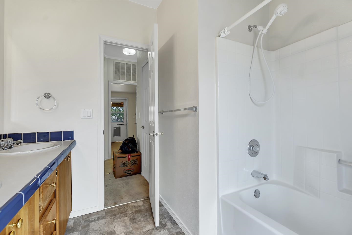 12724 North Mayfair Road Spokane, WA 99218 - Photo 28 of 48