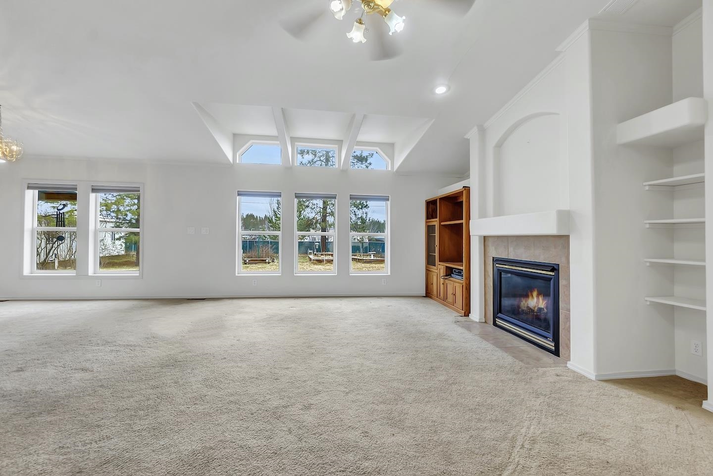 12724 North Mayfair Road Spokane, WA 99218 - Photo 8 of 48