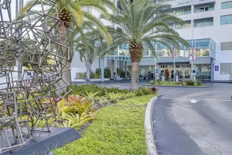 $134,900 | 2670 East Sunrise Boulevard, Unit 905, Fort Lauderdale, FL 33304