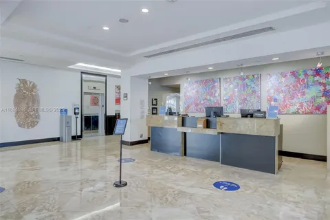 $134,900 | 2670 East Sunrise Boulevard, Unit 905, Fort Lauderdale, FL 33304