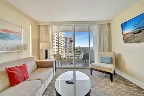 $134,900 | 2670 East Sunrise Boulevard, Unit 905, Fort Lauderdale, FL 33304