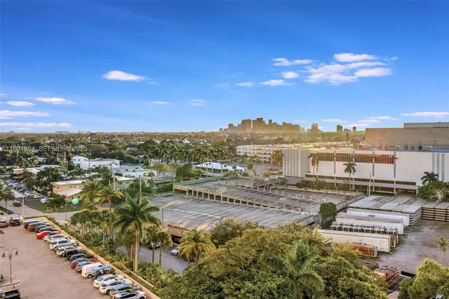 $134,900 | 2670 East Sunrise Boulevard, Unit 905, Fort Lauderdale, FL 33304