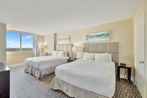 $134,900 | 2670 East Sunrise Boulevard, Unit 905, Fort Lauderdale, FL 33304