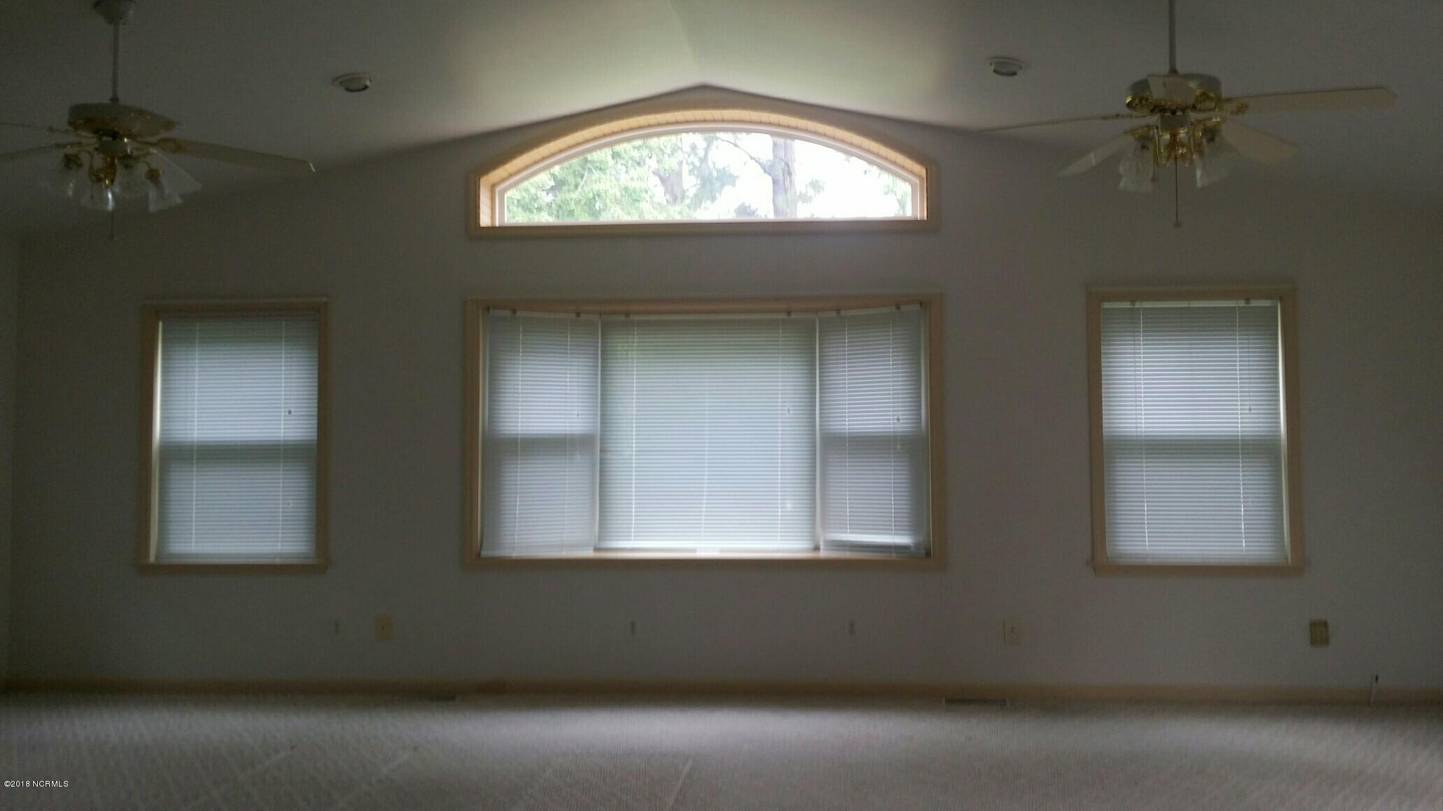 114 Turtle Shell Road Richlands, NC 28574 - Photo 33 of 85 tti