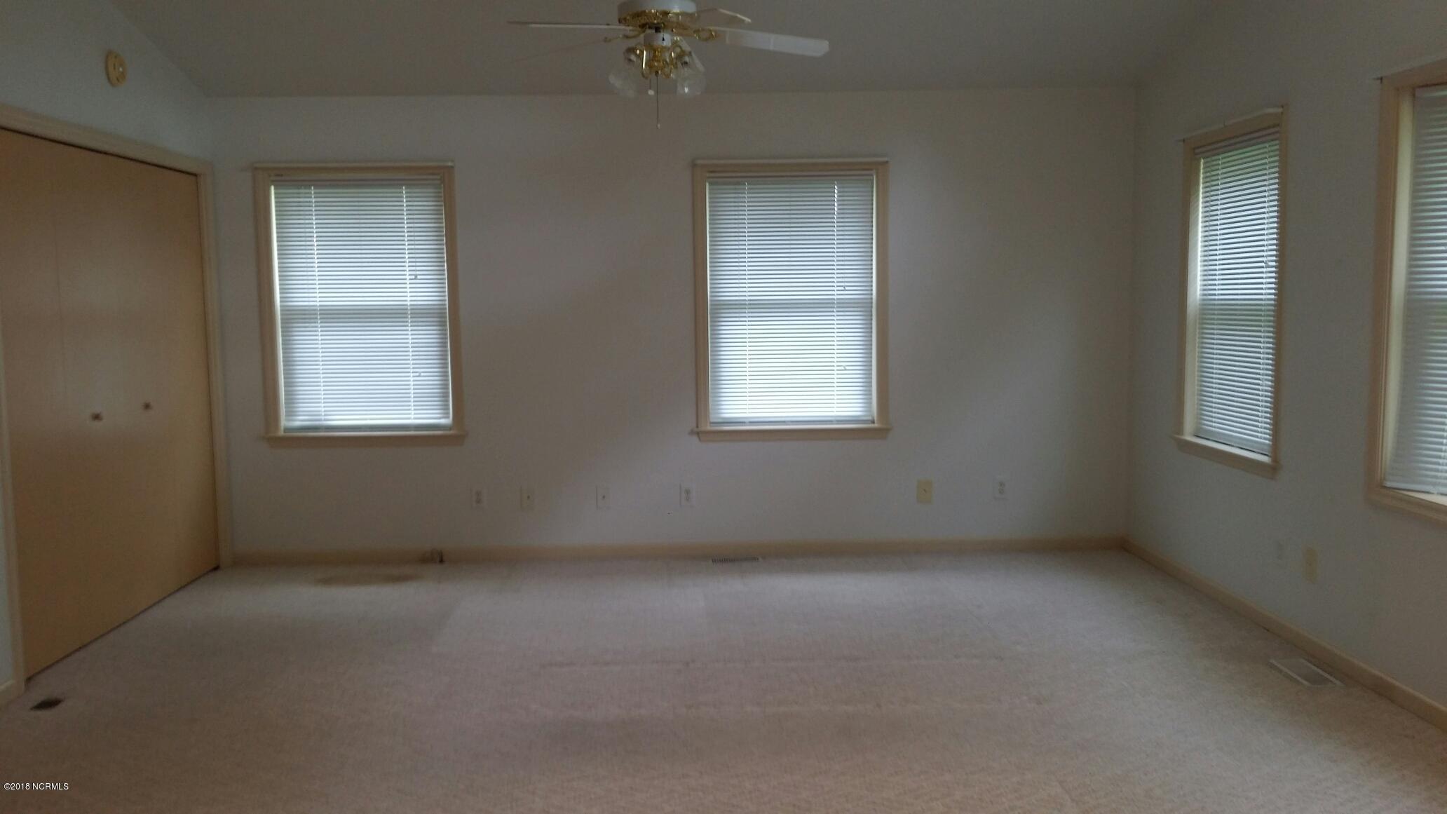 114 Turtle Shell Road Richlands, NC 28574 - Photo 35 of 85 20180731_124601